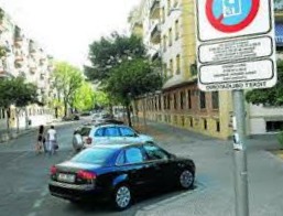 Festivo Estacionar Aparcamiento Zona Azul Baena agosto-abonar-linea-azul-Baena
